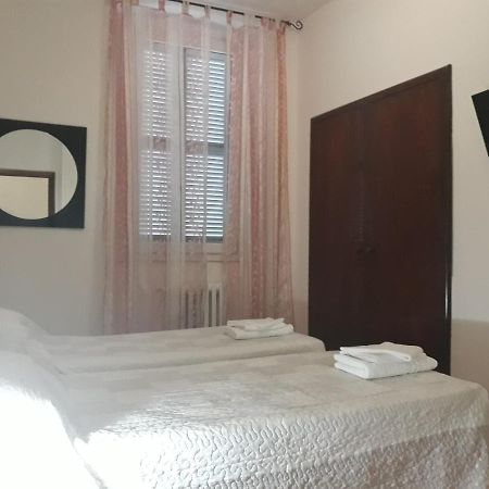 Hotel La Torretta 福利尼奥 外观 照片